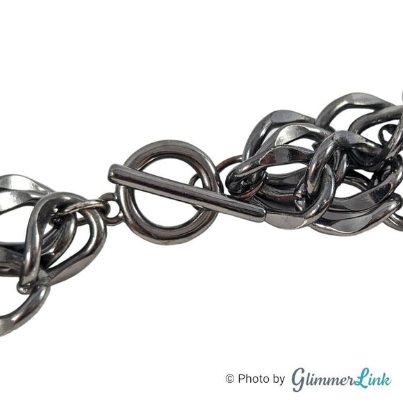 Triple Strand Chunky Acrylic Faceted Beads Black Tone Curb Chain Toggle Necklace - Picture 7 of 10